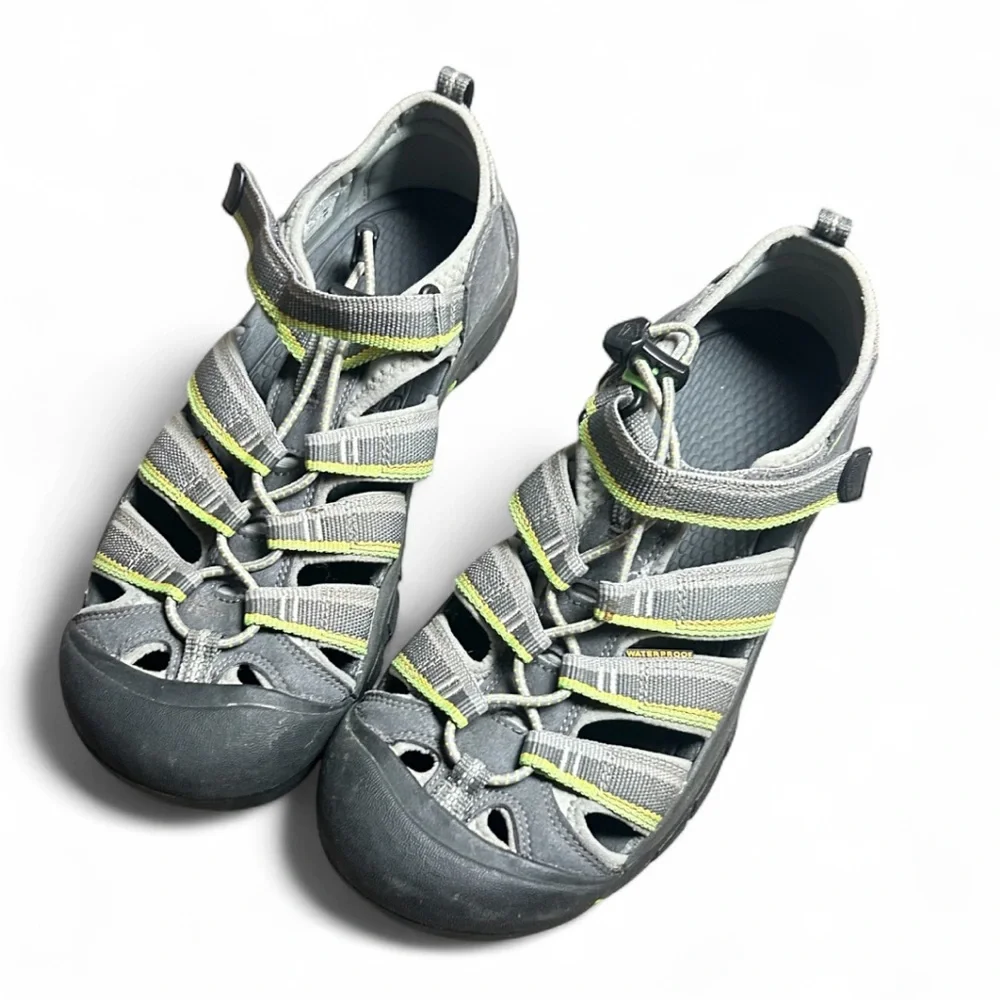 Keen Newport  Green Gray Waterproof 1014266 Outdoor Shoe Sandal Men Size 7